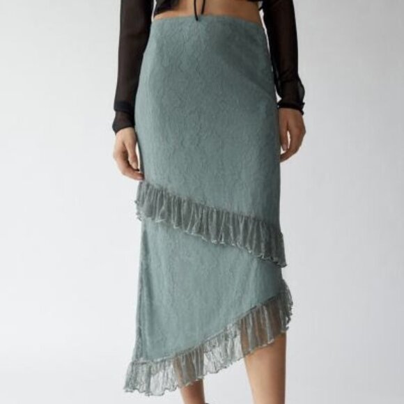 Urban Renewal Remnants Lace Ruffle Hem Maxi Skirt Light Green L - Picture 1 of 2